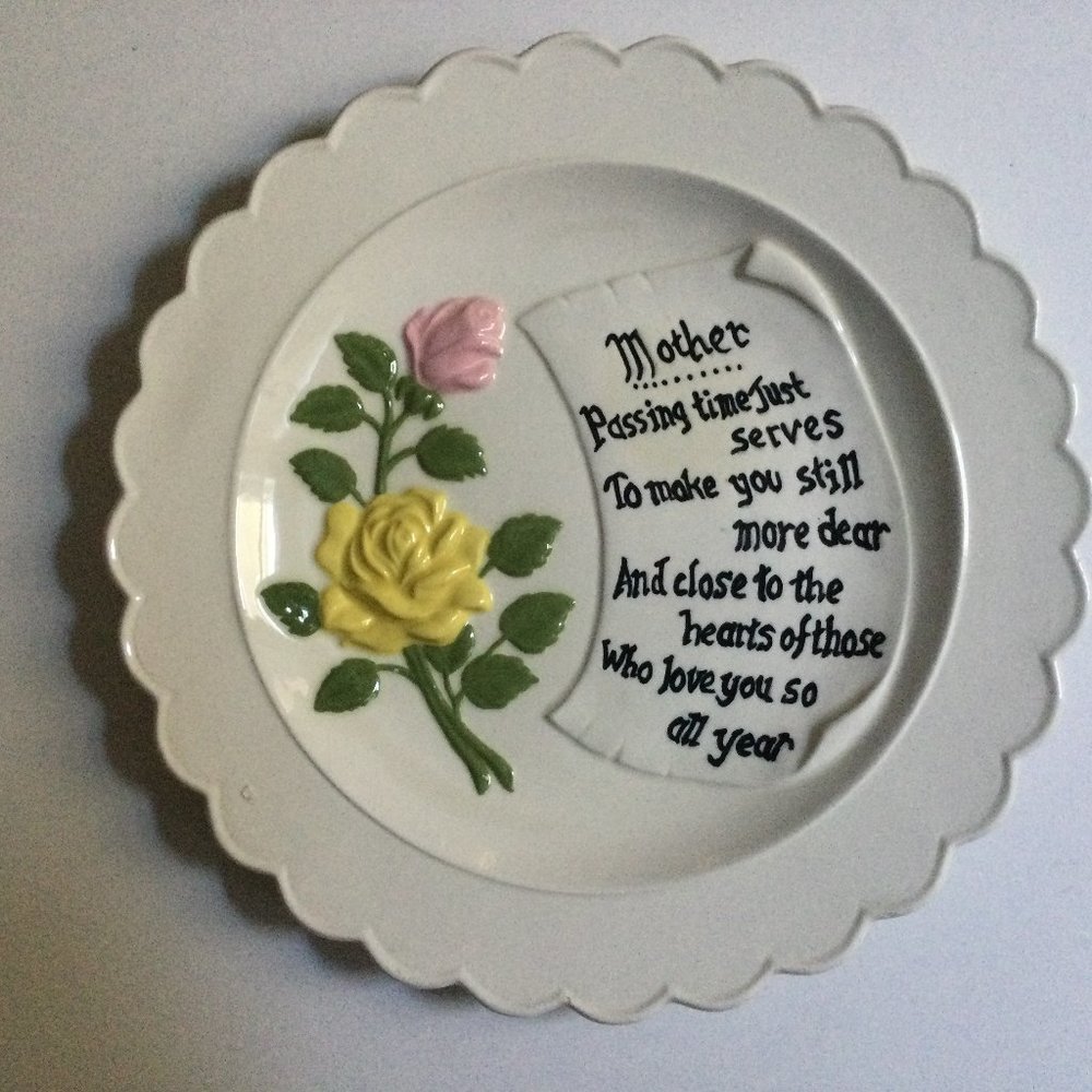 1981 mother's day plate relief flowers roses and writing scalloped edge 11"